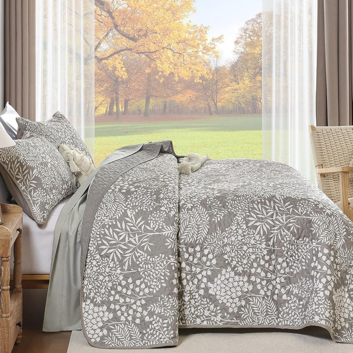 WONGS BEDDING Gray Quilt Set King Size, Botanical Print Bedspread Coverlet Set, Soft Lightweight Farmhouse Floral Quilt Bedding Set for All Season (104"x90")
