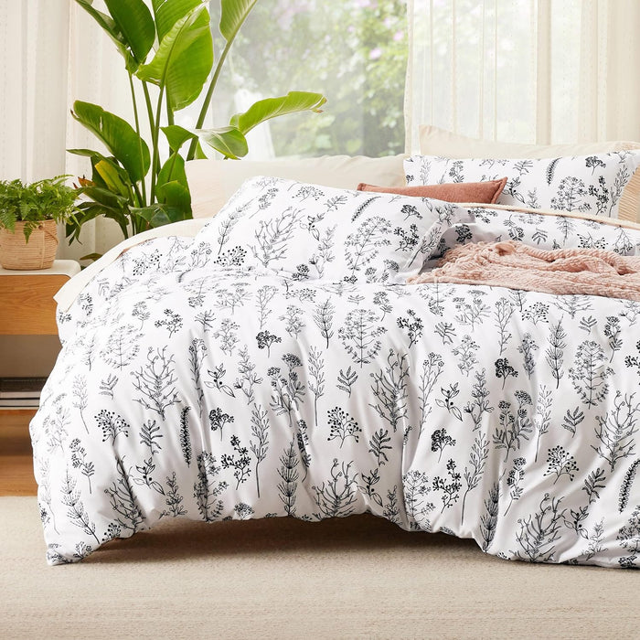 Bedsure Queen Comforter Set - Sage Green Bed Set, 3 Pieces Cute Floral Bedding, 1 Soft Reversible Botanical Flowers Comforter and 2 Pillow Shams
