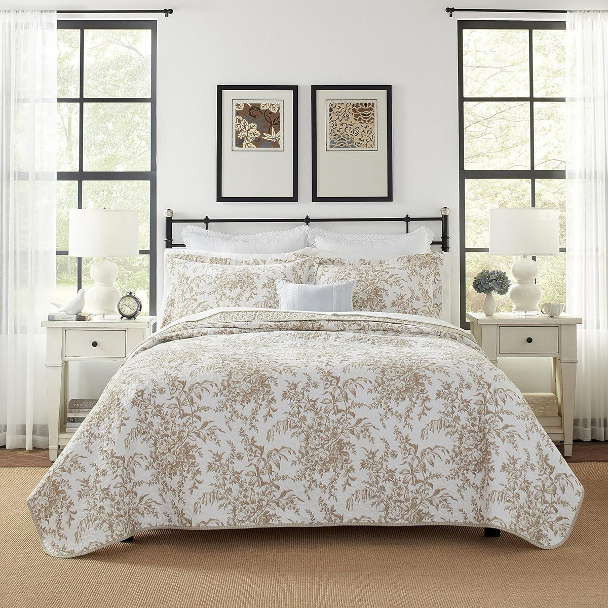 Laura Ashley - Queen Quilt Set, Soft & Reversible Cotton Floral Bedding with a Medium Weight Feel, 3 Piece Bed Set with Matching Pillowcases (Bedford Pink)