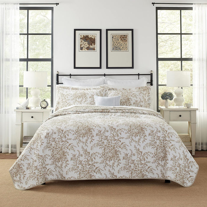 Laura Ashley - Queen Quilt Set, Soft & Reversible Cotton Floral Bedding with a Medium Weight Feel, 3 Piece Bed Set with Matching Pillowcases (Bedford Pink)
